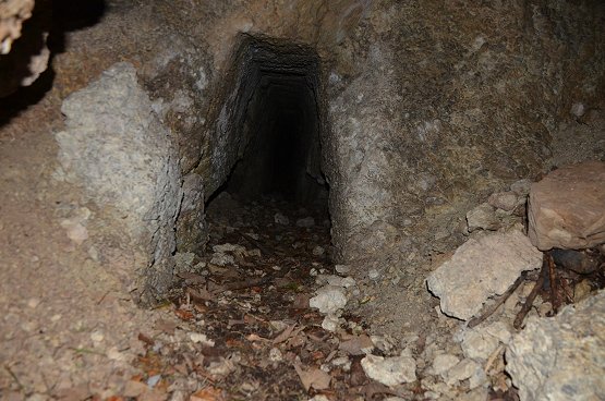 H�hle Knppenl�cher im Silberberg, Fieberbrunn