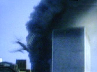 Zerst�rung des World Trade Centers, dem mit 420m - mit Sendemast 526m - einst h�chsten Geb�ude der Welt